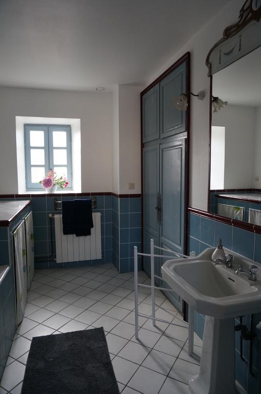 Bed and Breakfast Maison Arriu Montaut  Zimmer foto